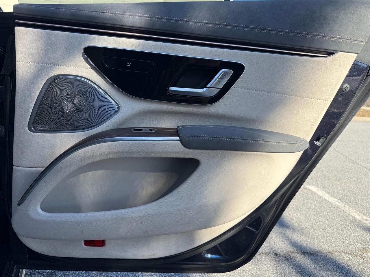 Mercedes-Benz EQS  2022