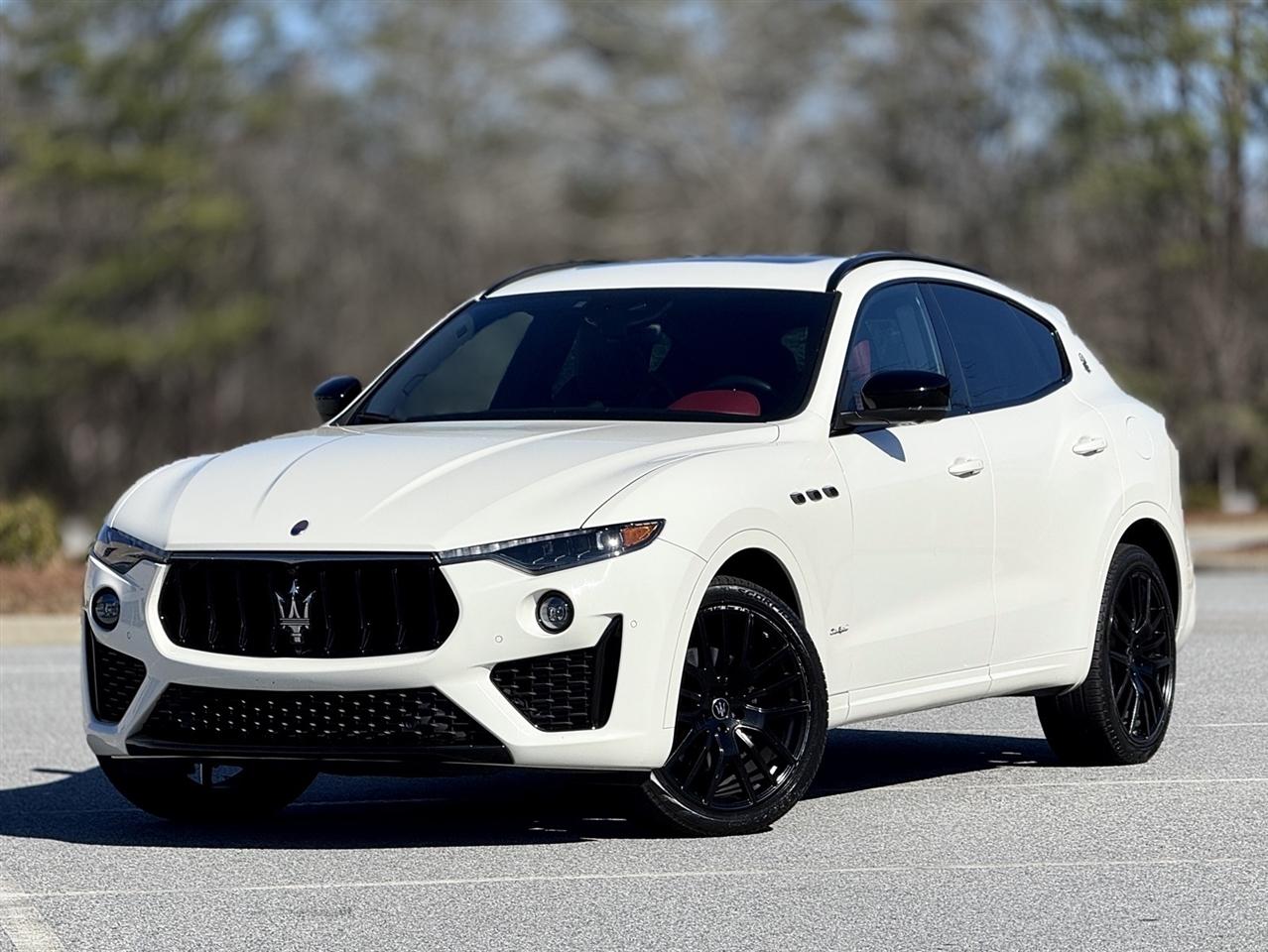 Maserati Levante  2021