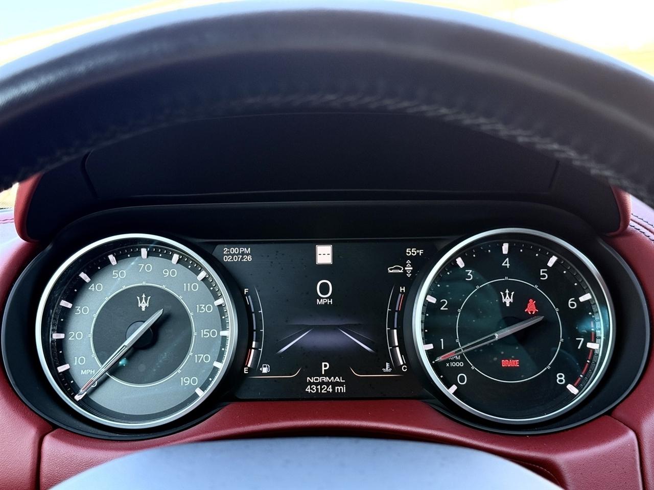 Maserati Levante  2021