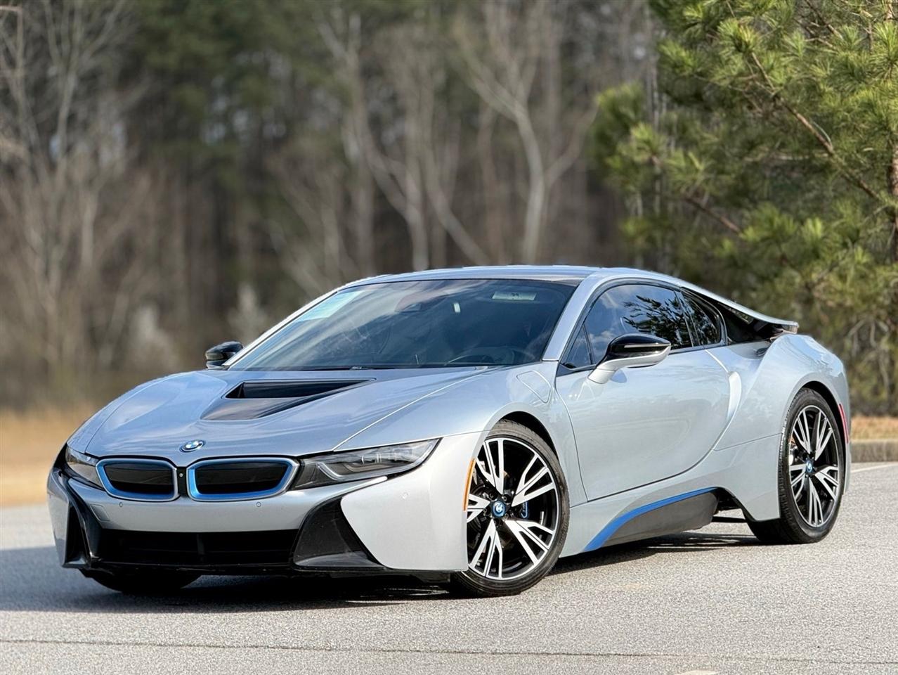 BMW i8  2015