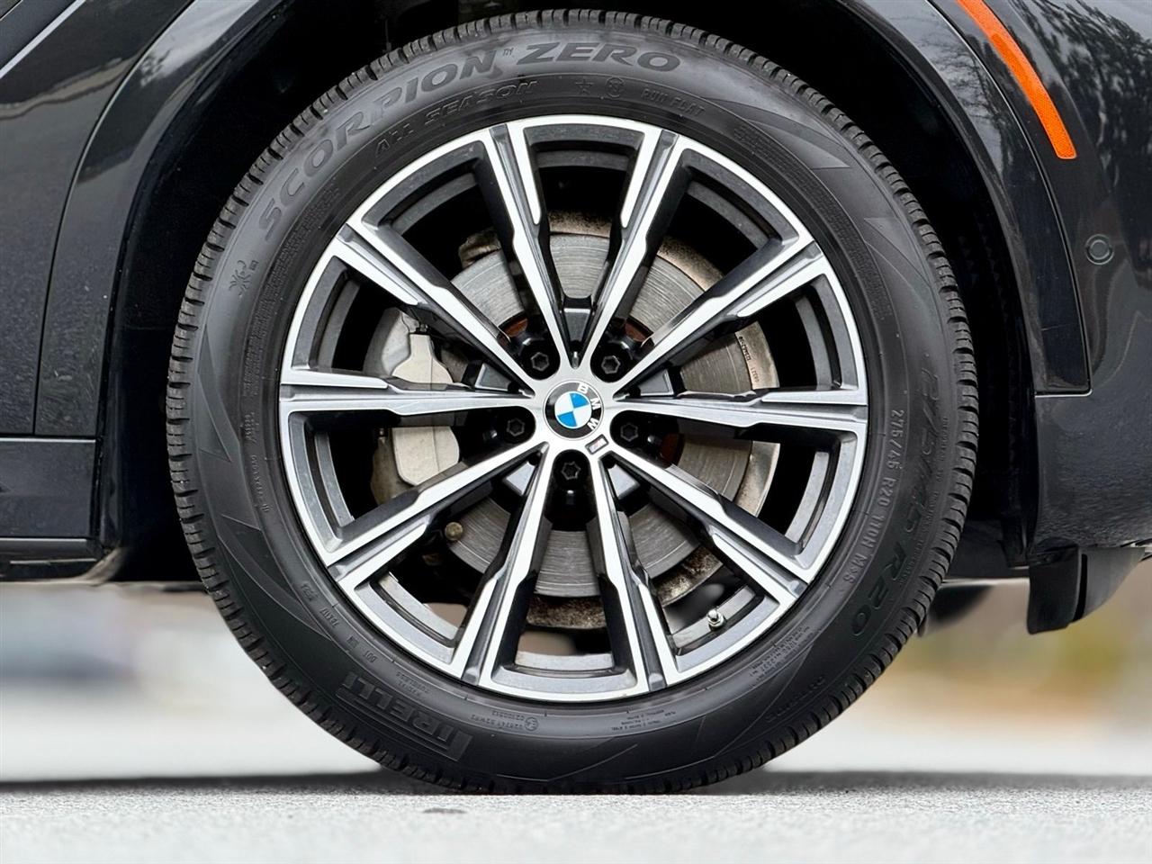 BMW X6  2021