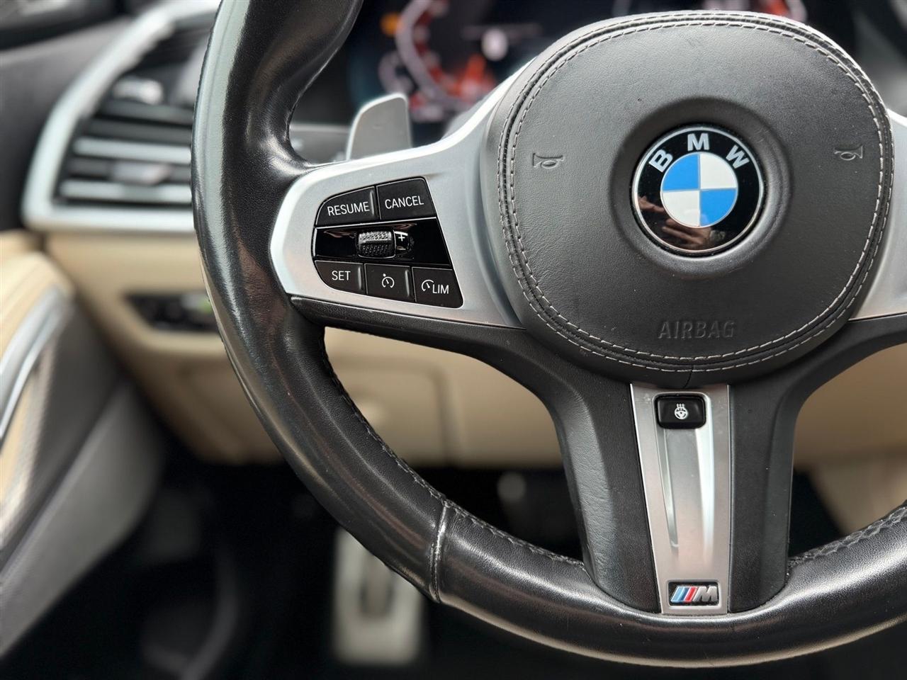 BMW X6  2021
