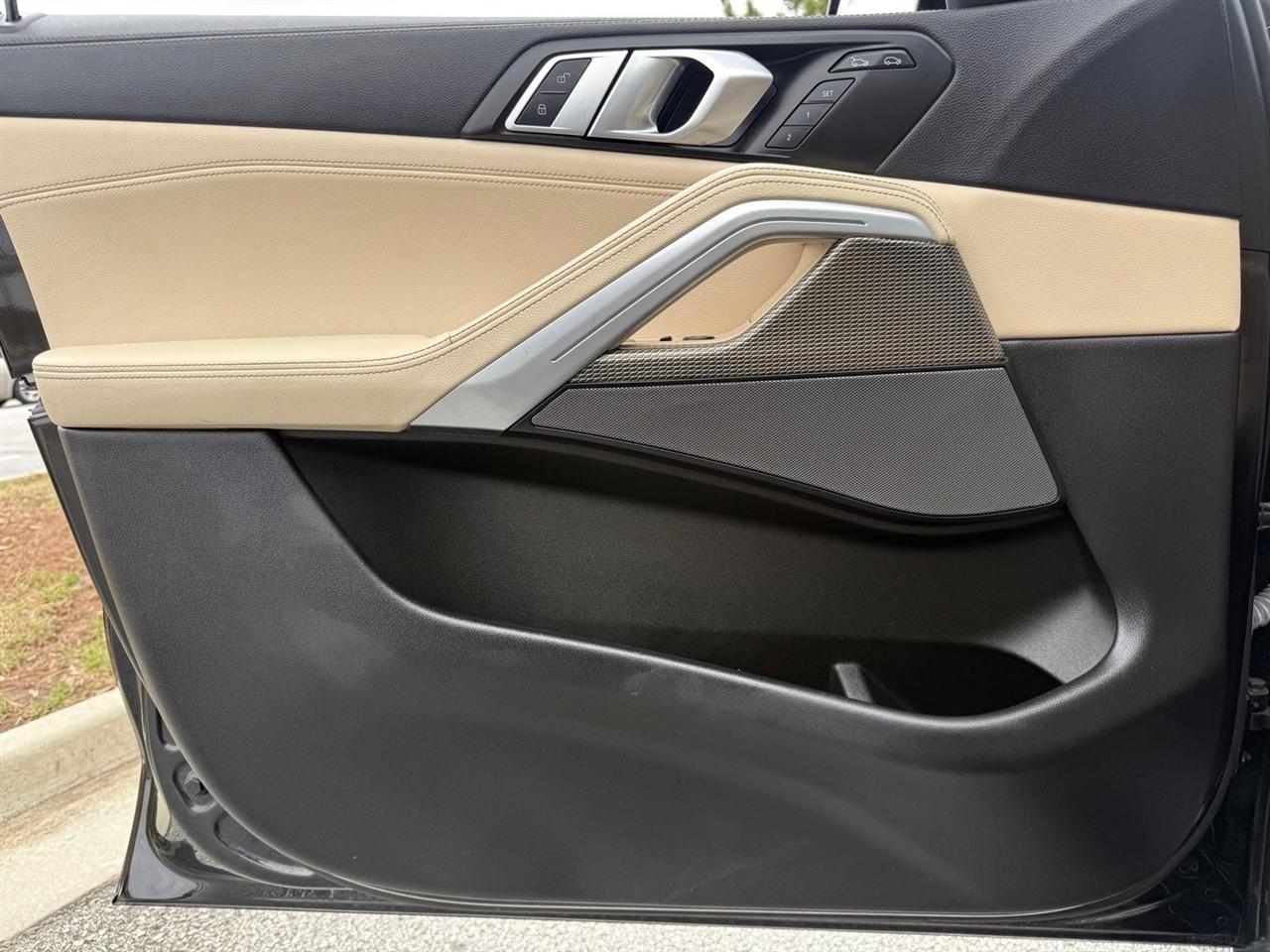 BMW X6  2021