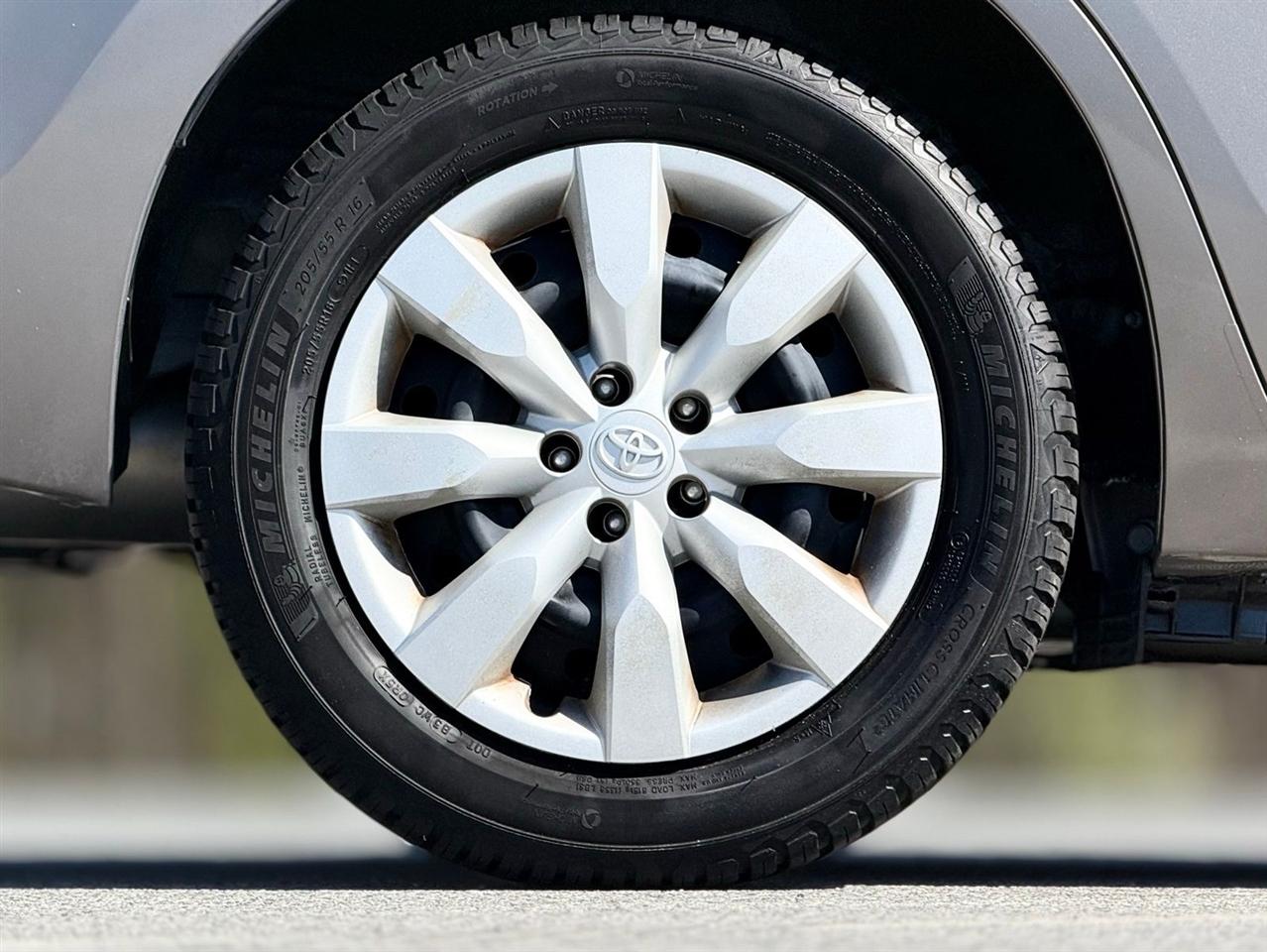 Toyota Corolla  2016