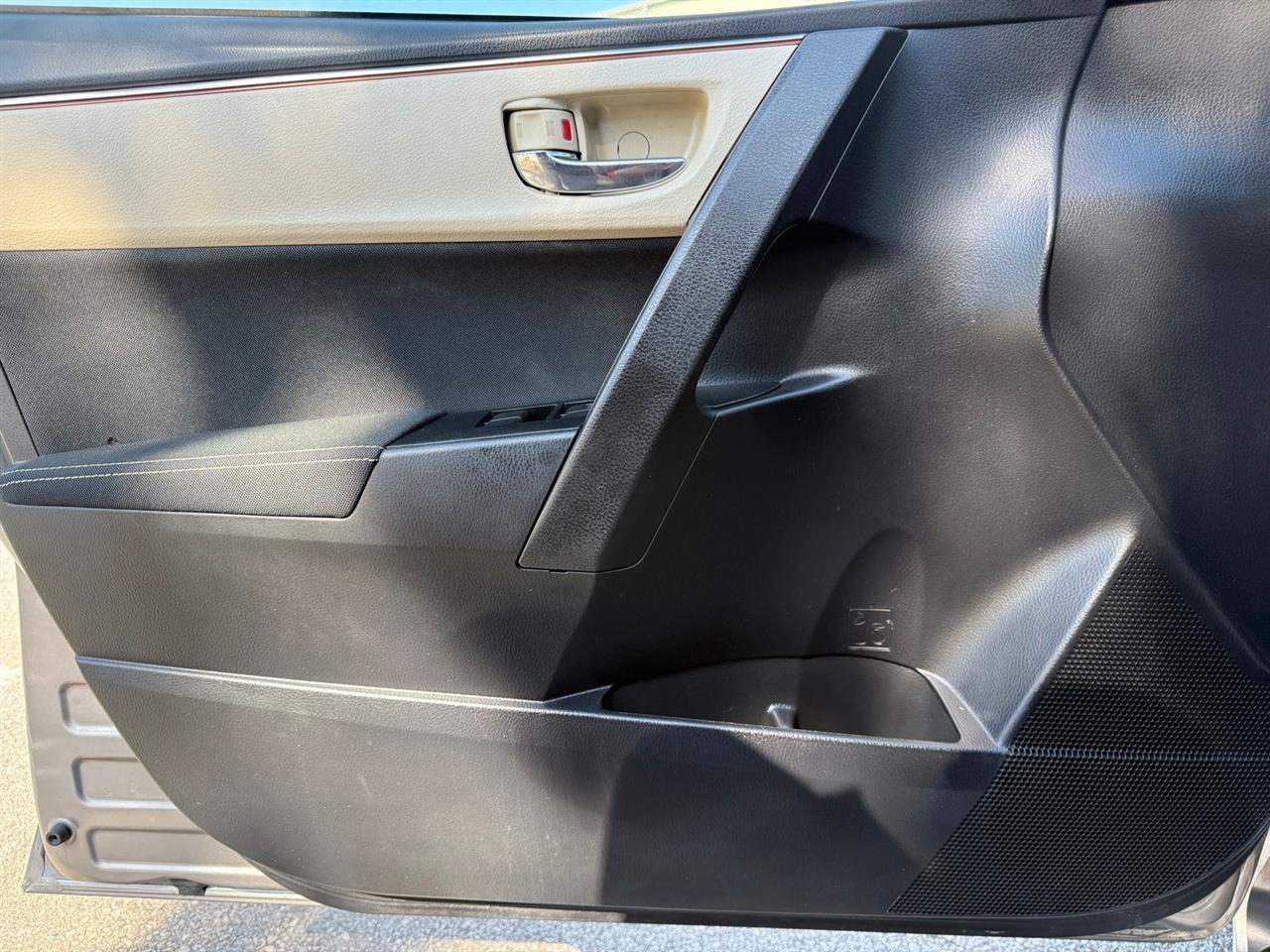 Toyota Corolla  2016