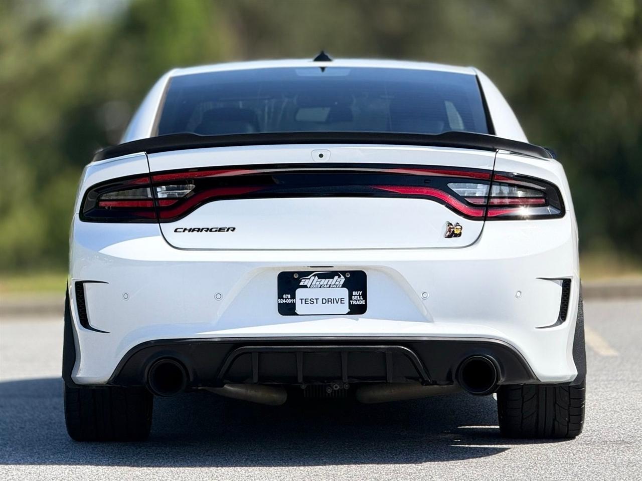 Dodge Charger  2020