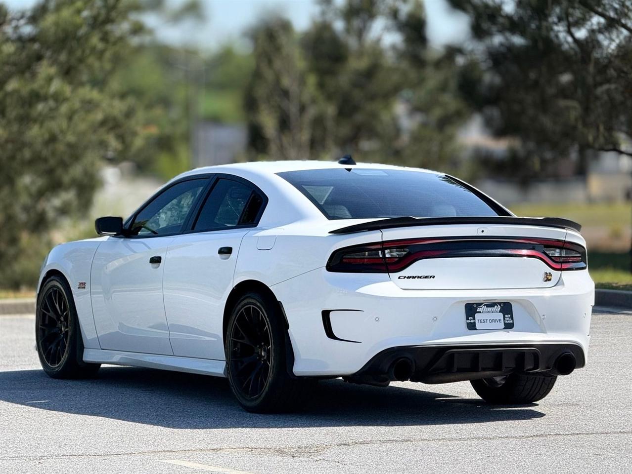 Dodge Charger  2020