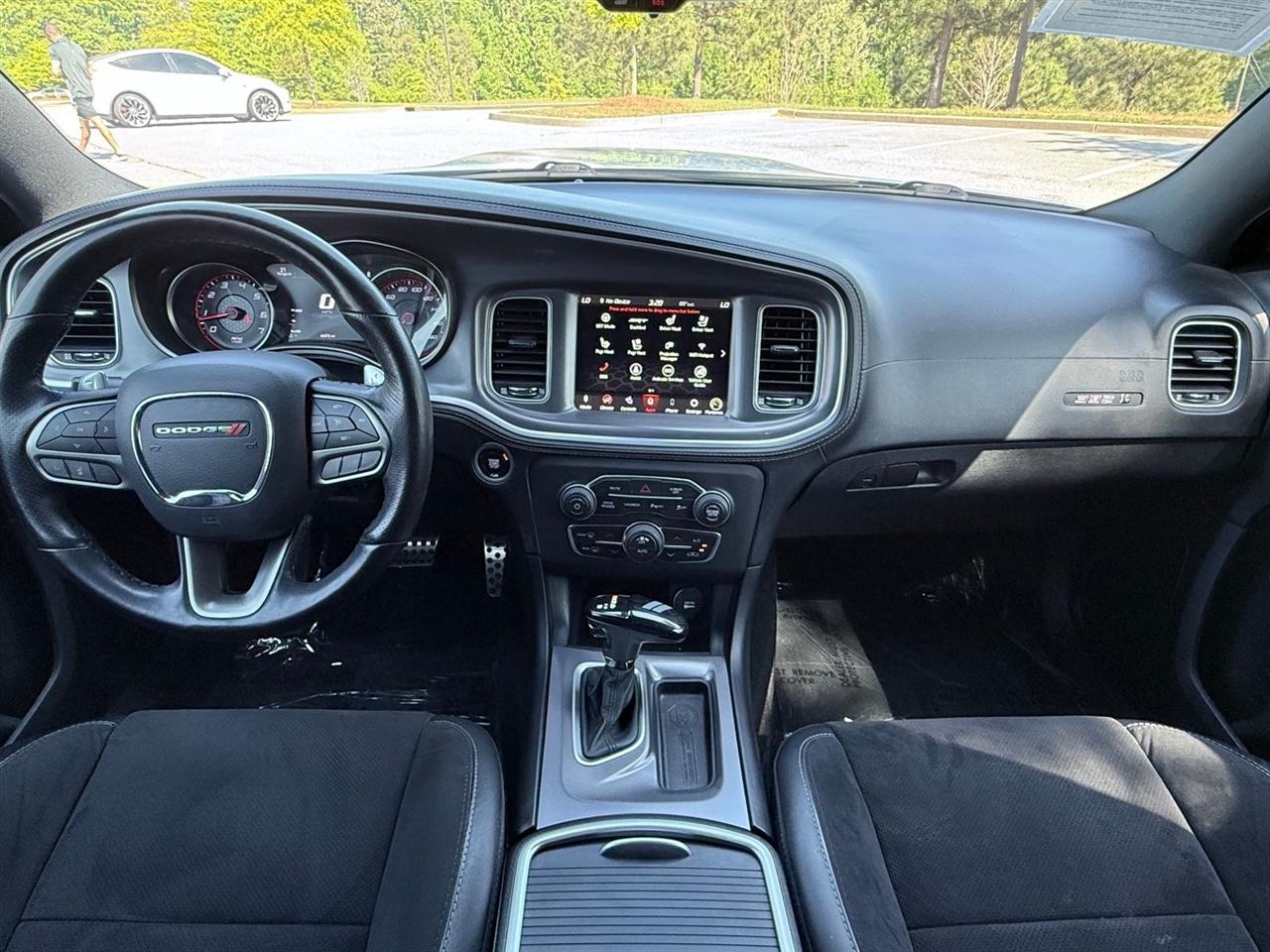 Dodge Charger  2020