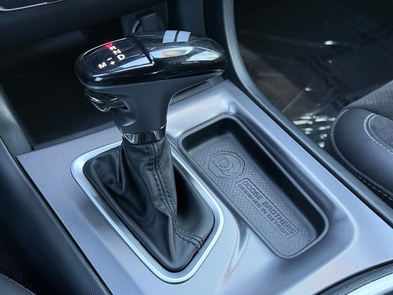 Dodge Charger  2020