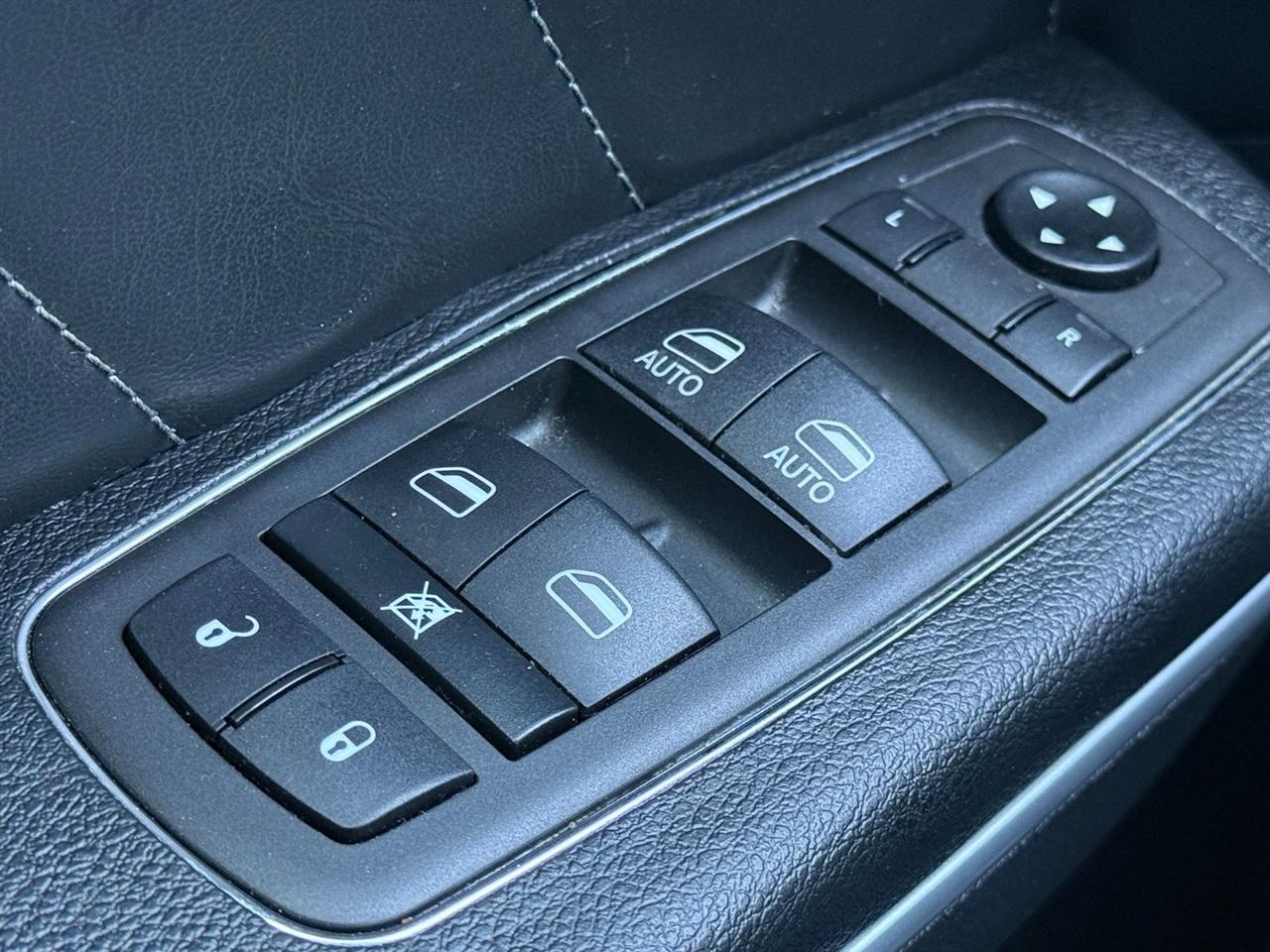 Dodge Charger  2020