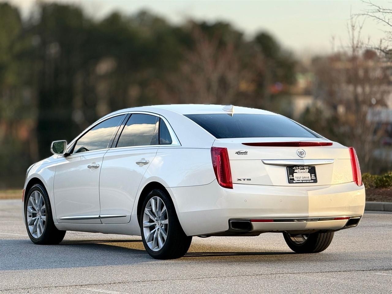 Cadillac XTS  2015