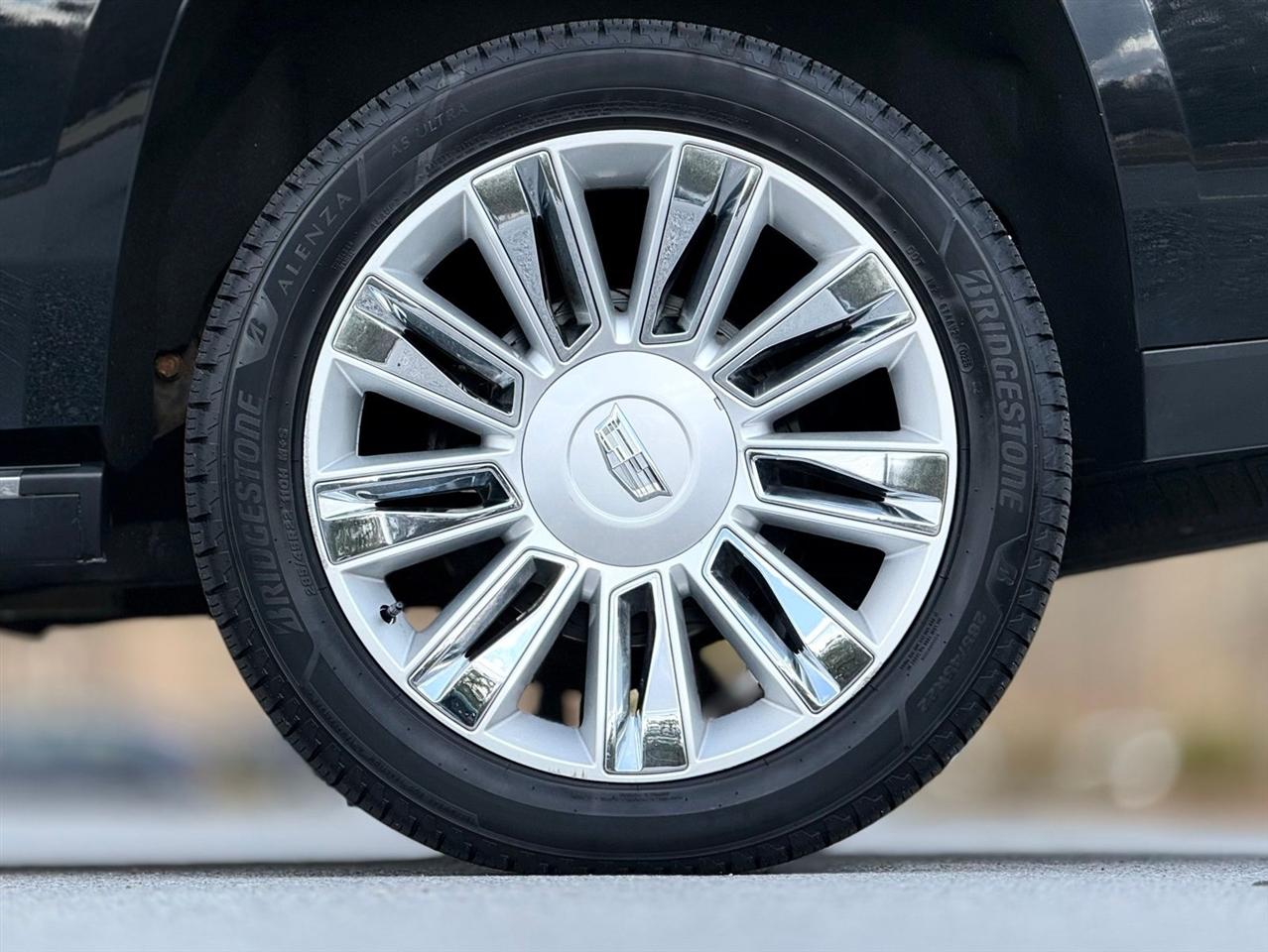 Cadillac Escalade  2015