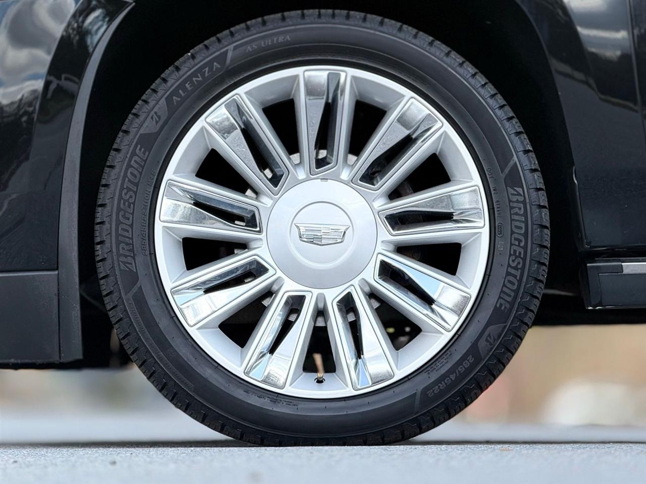 Cadillac Escalade  2015