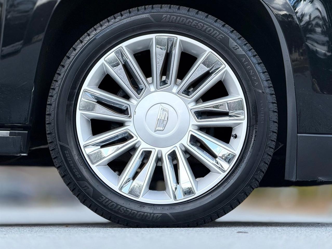 Cadillac Escalade  2015