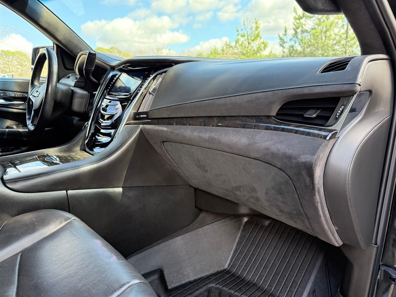 Cadillac Escalade  2015