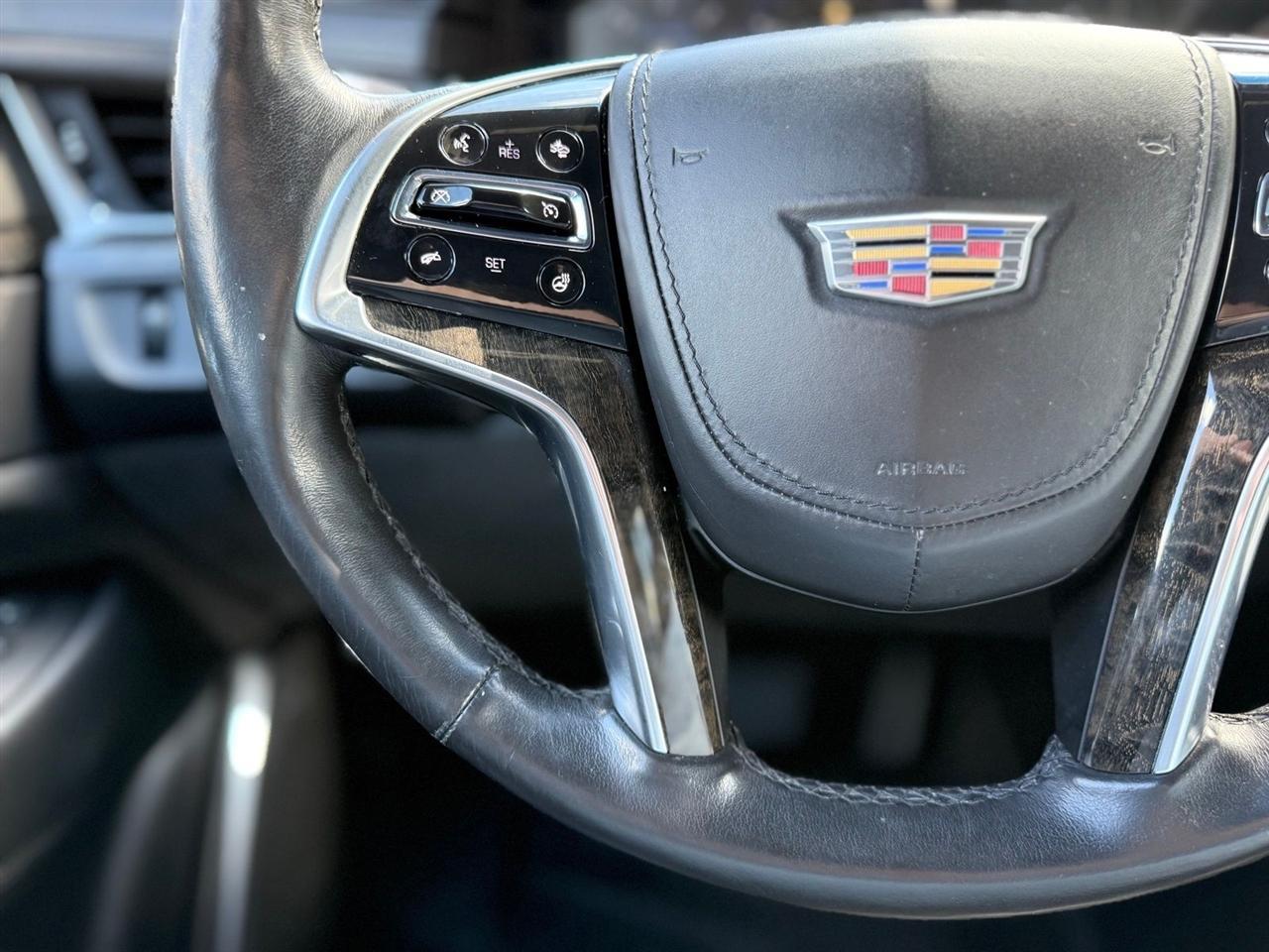 Cadillac Escalade  2015