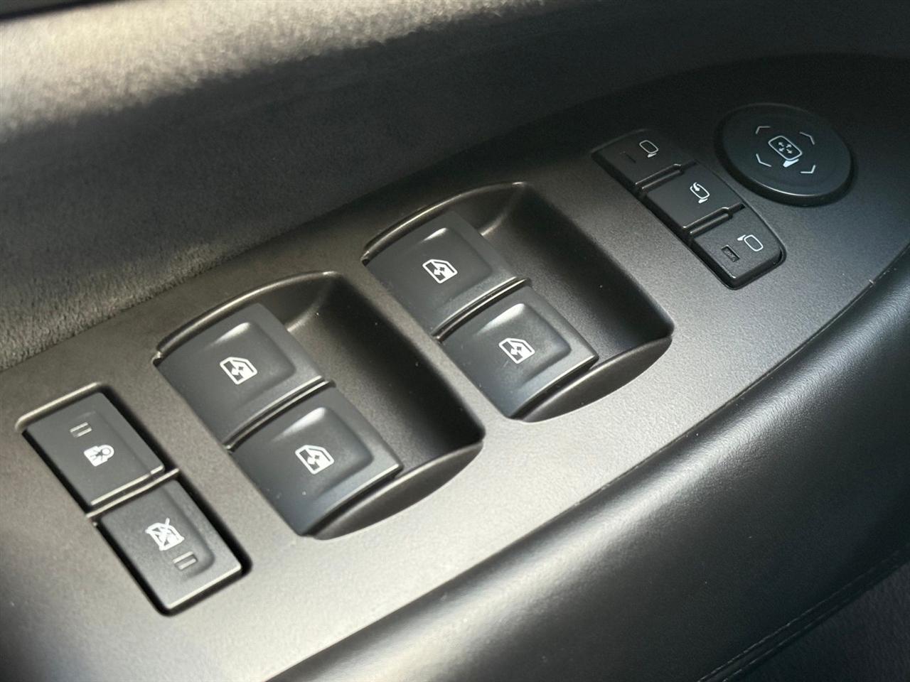 Cadillac Escalade  2015