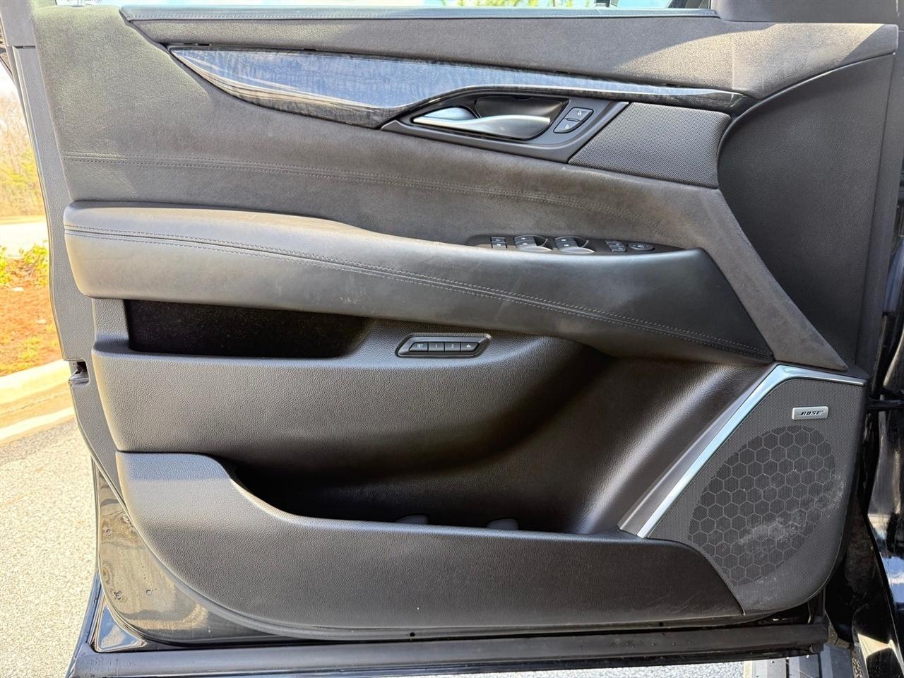 Cadillac Escalade  2015