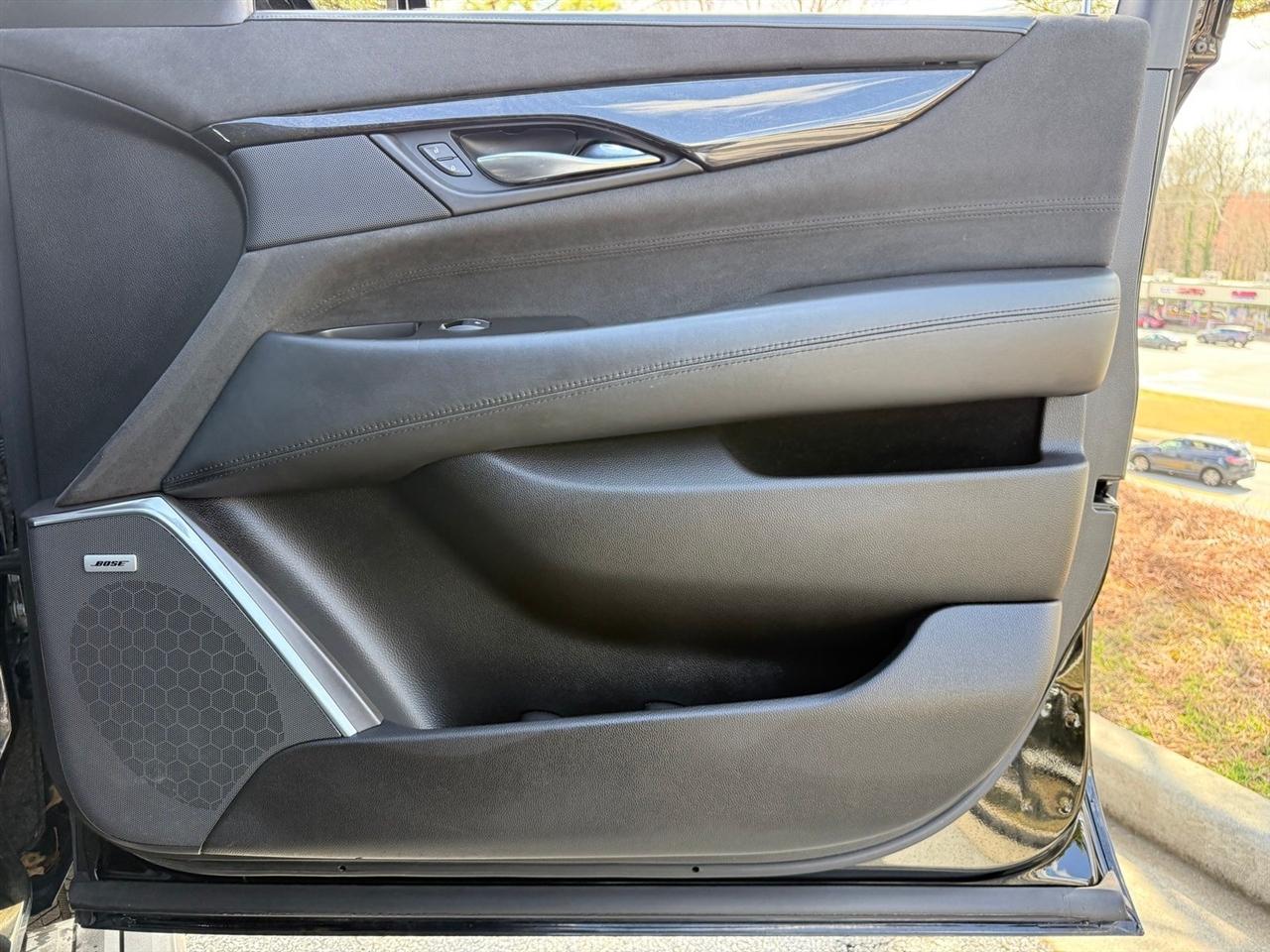 Cadillac Escalade  2015