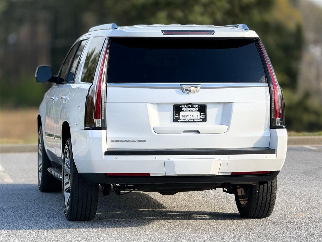 Cadillac Escalade  2016