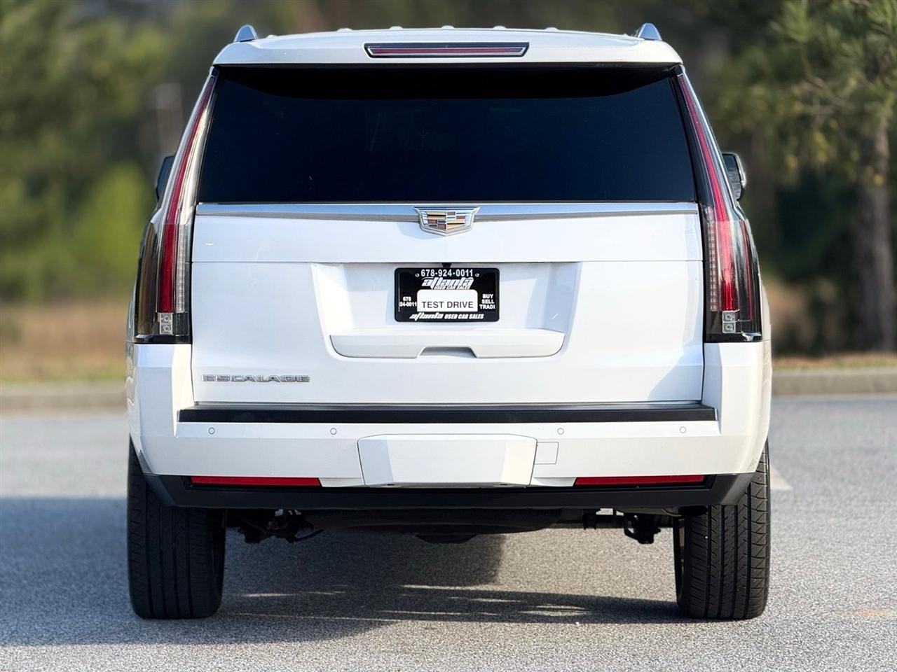 Cadillac Escalade  2016