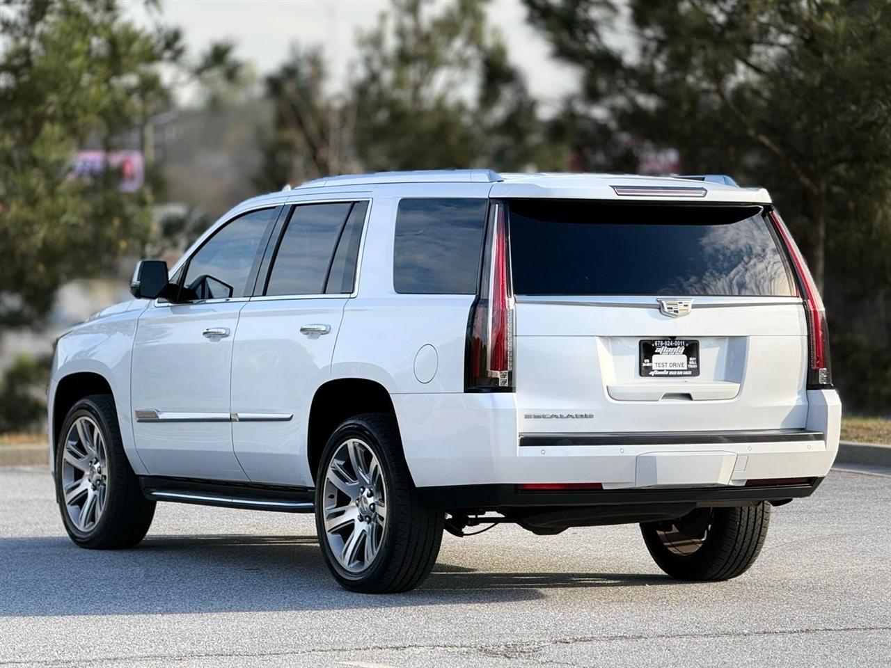 Cadillac Escalade  2016