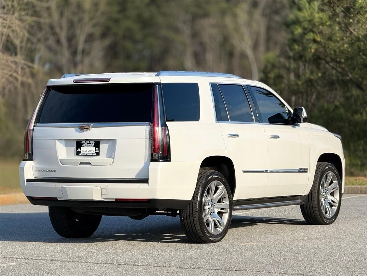 Cadillac Escalade  2016