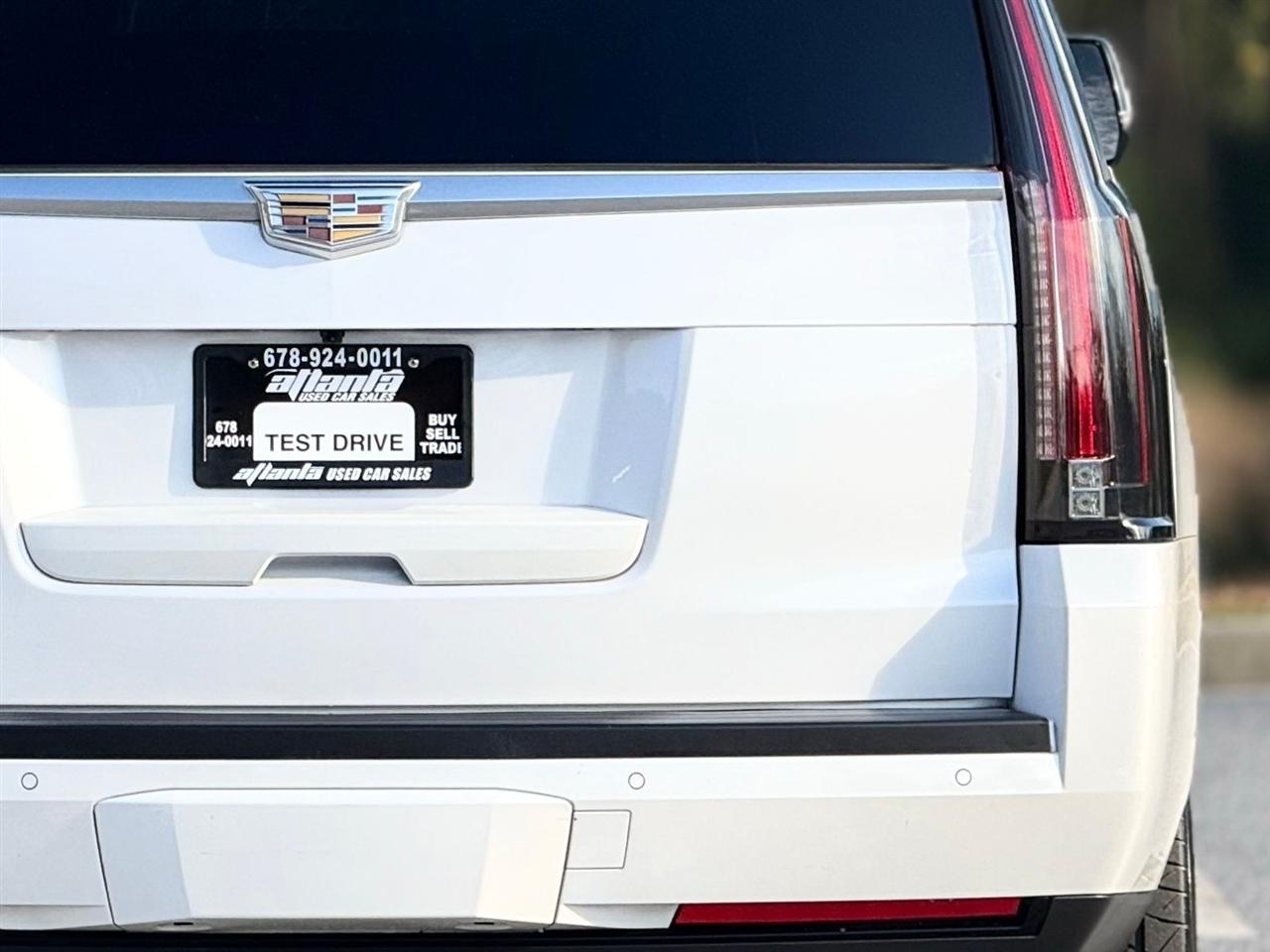 Cadillac Escalade  2016