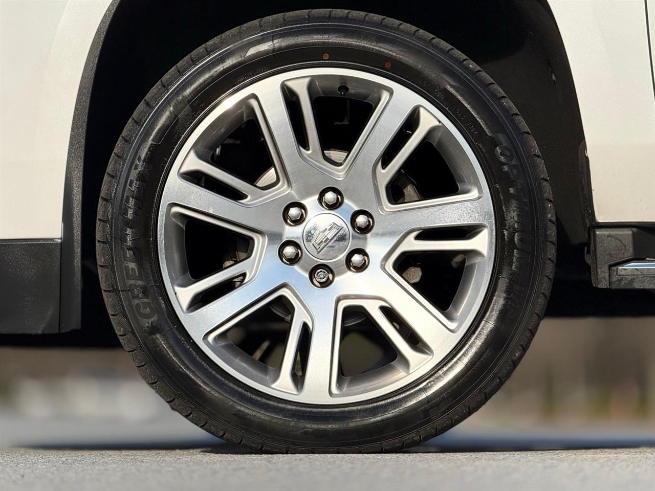 Cadillac Escalade  2016