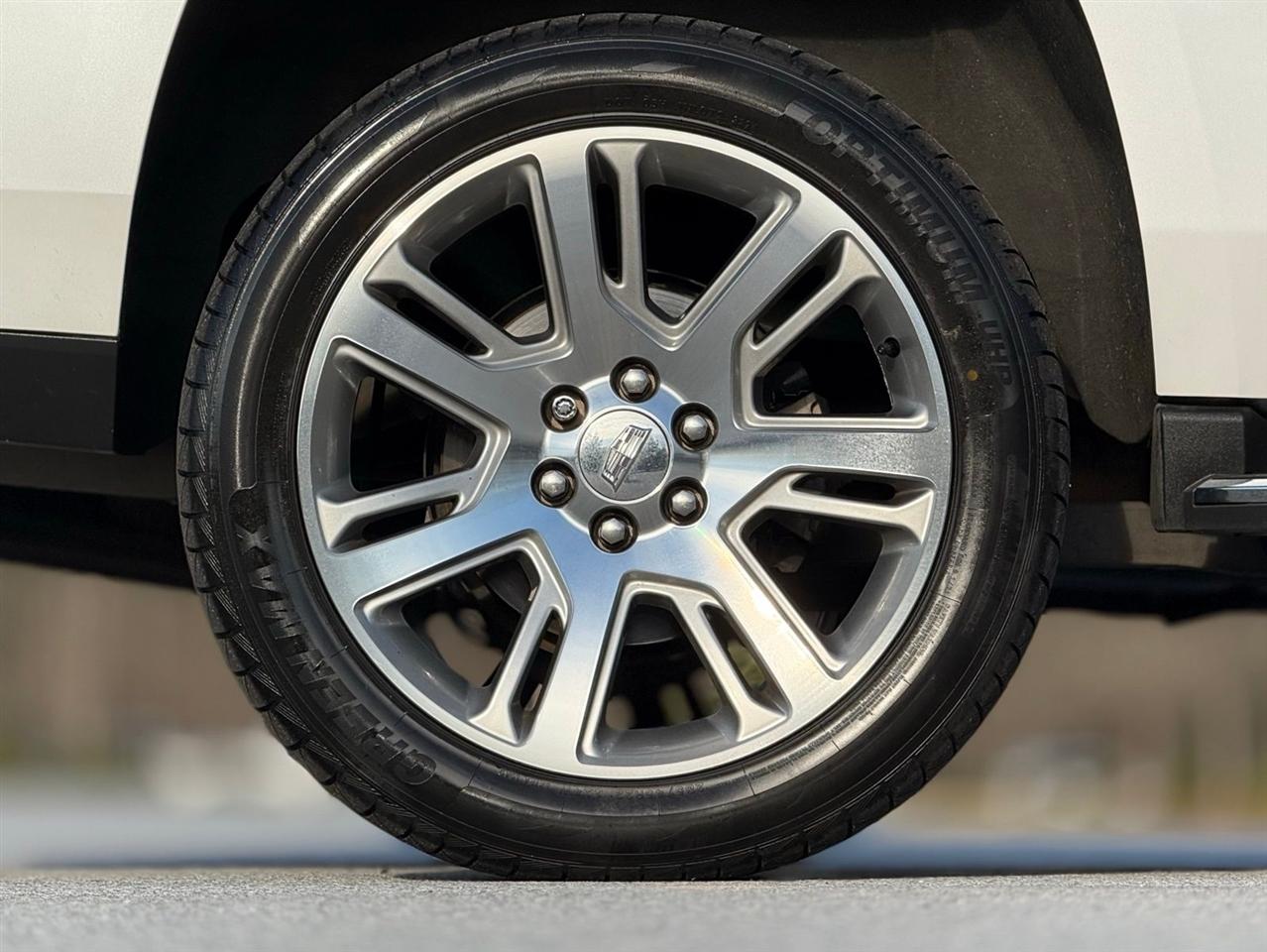 Cadillac Escalade  2016