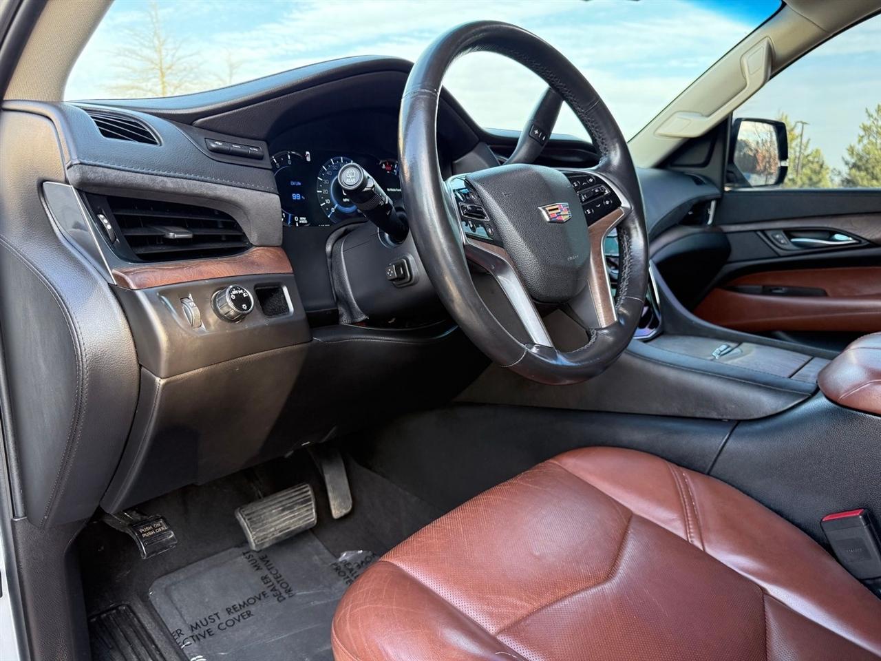 Cadillac Escalade  2016