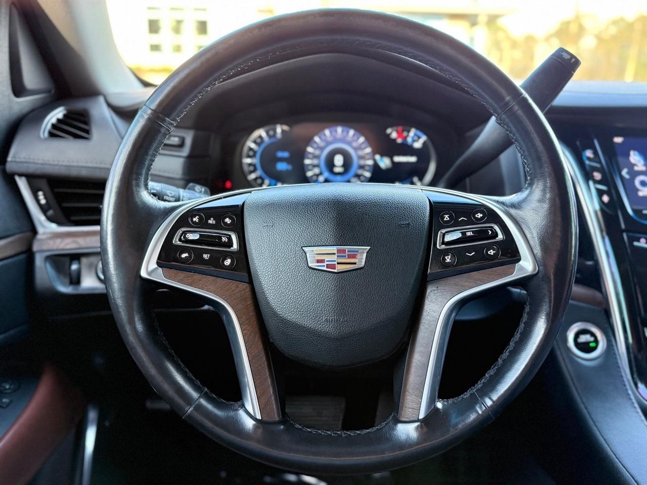 Cadillac Escalade  2016