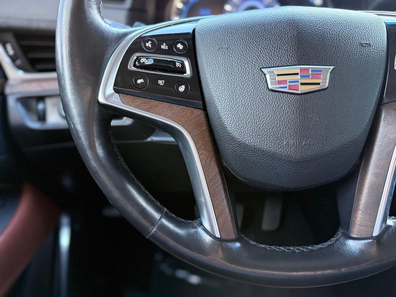 Cadillac Escalade  2016