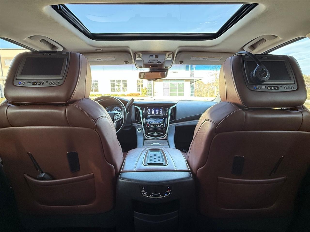 Cadillac Escalade  2016