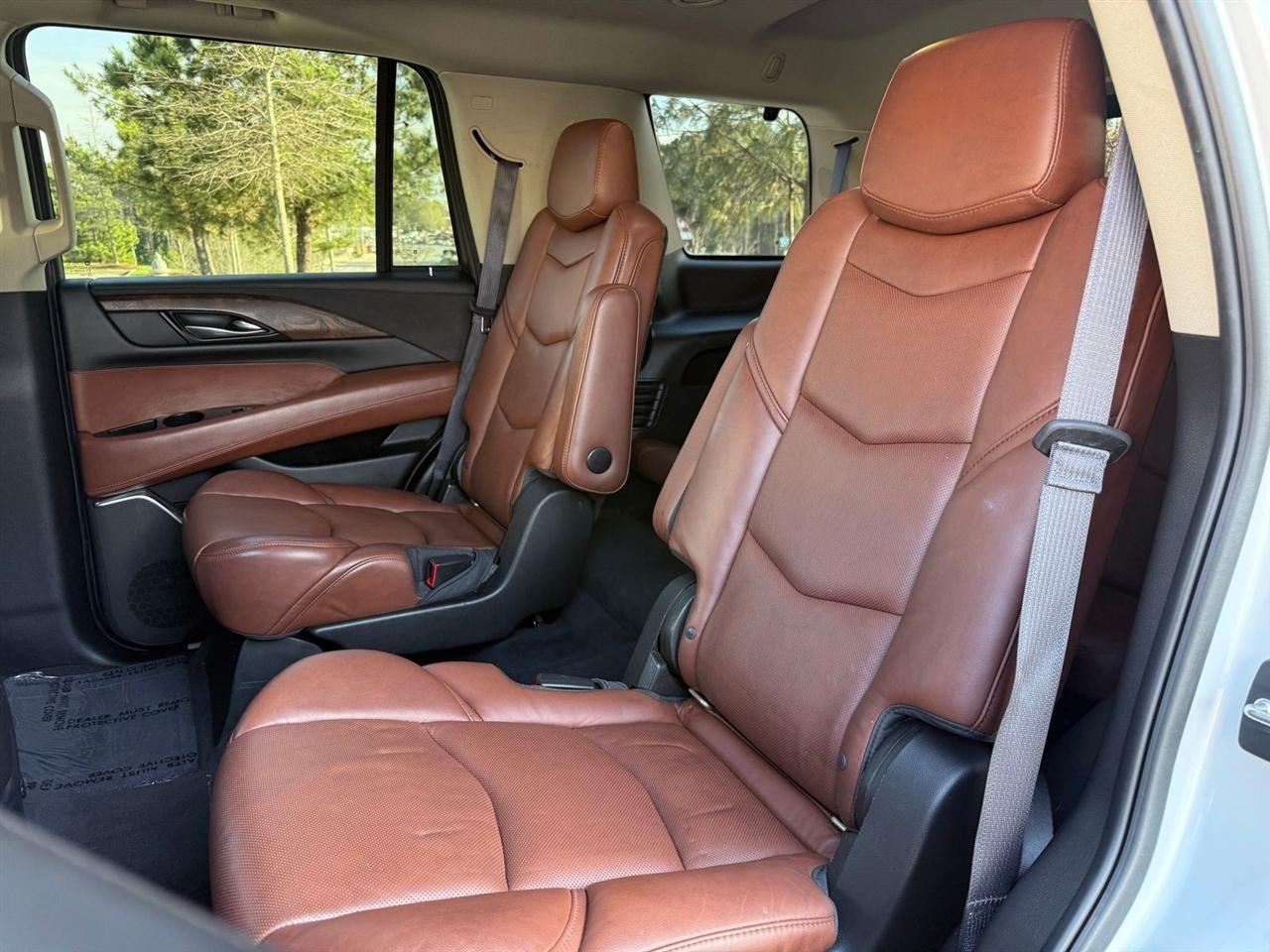 Cadillac Escalade  2016