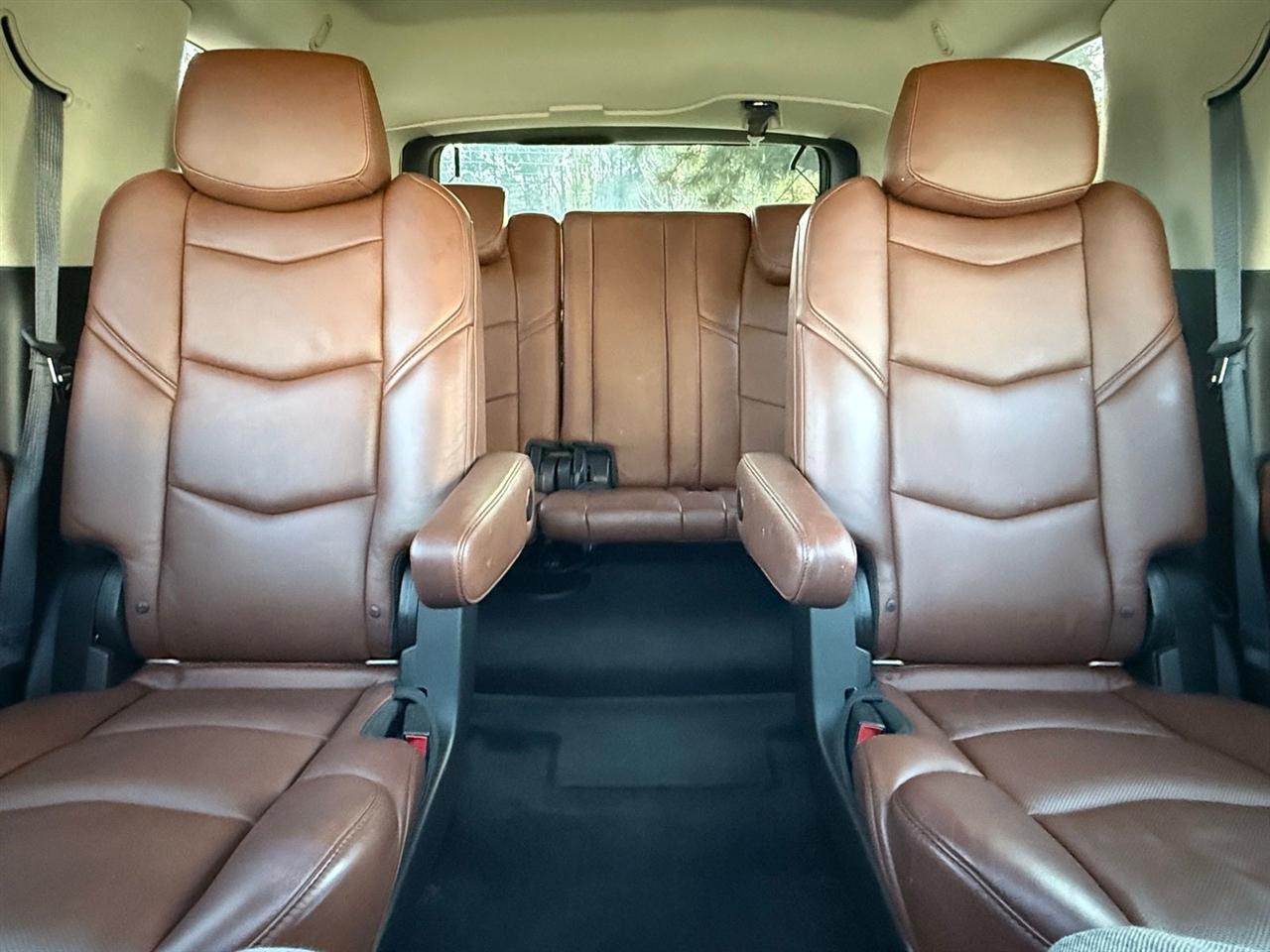 Cadillac Escalade  2016