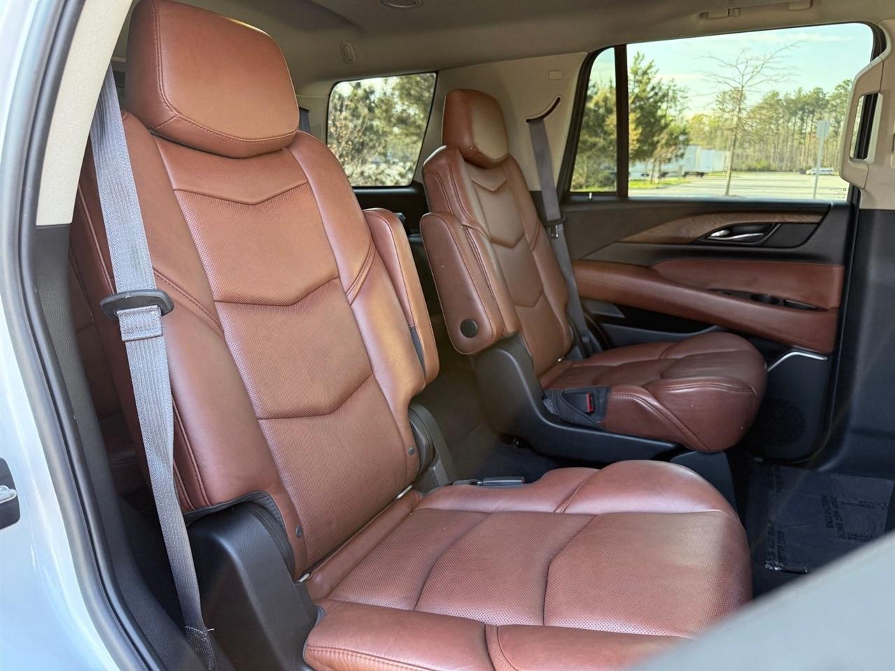 Cadillac Escalade  2016