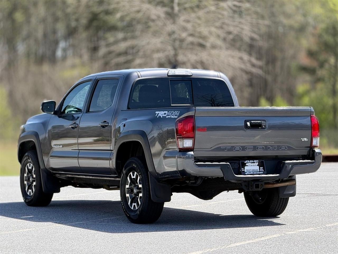 Toyota Tacoma 4WD  2019