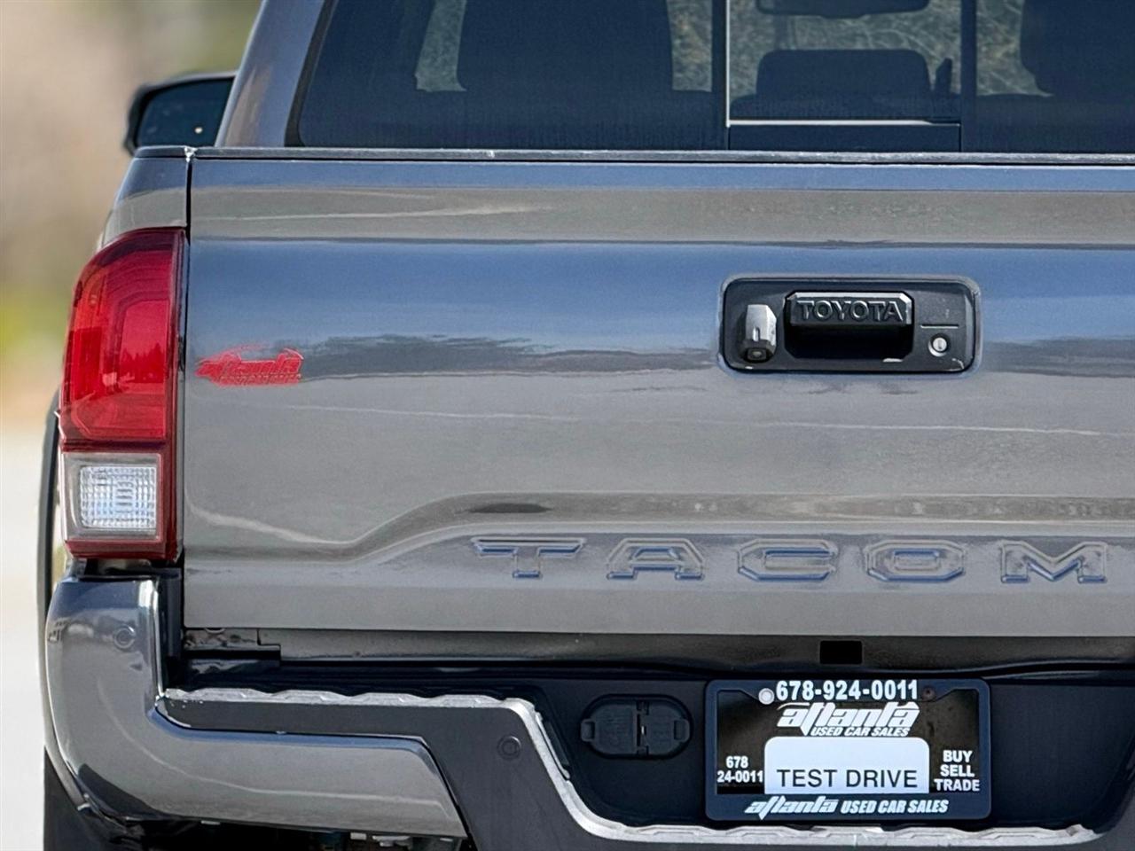 Toyota Tacoma 4WD  2019