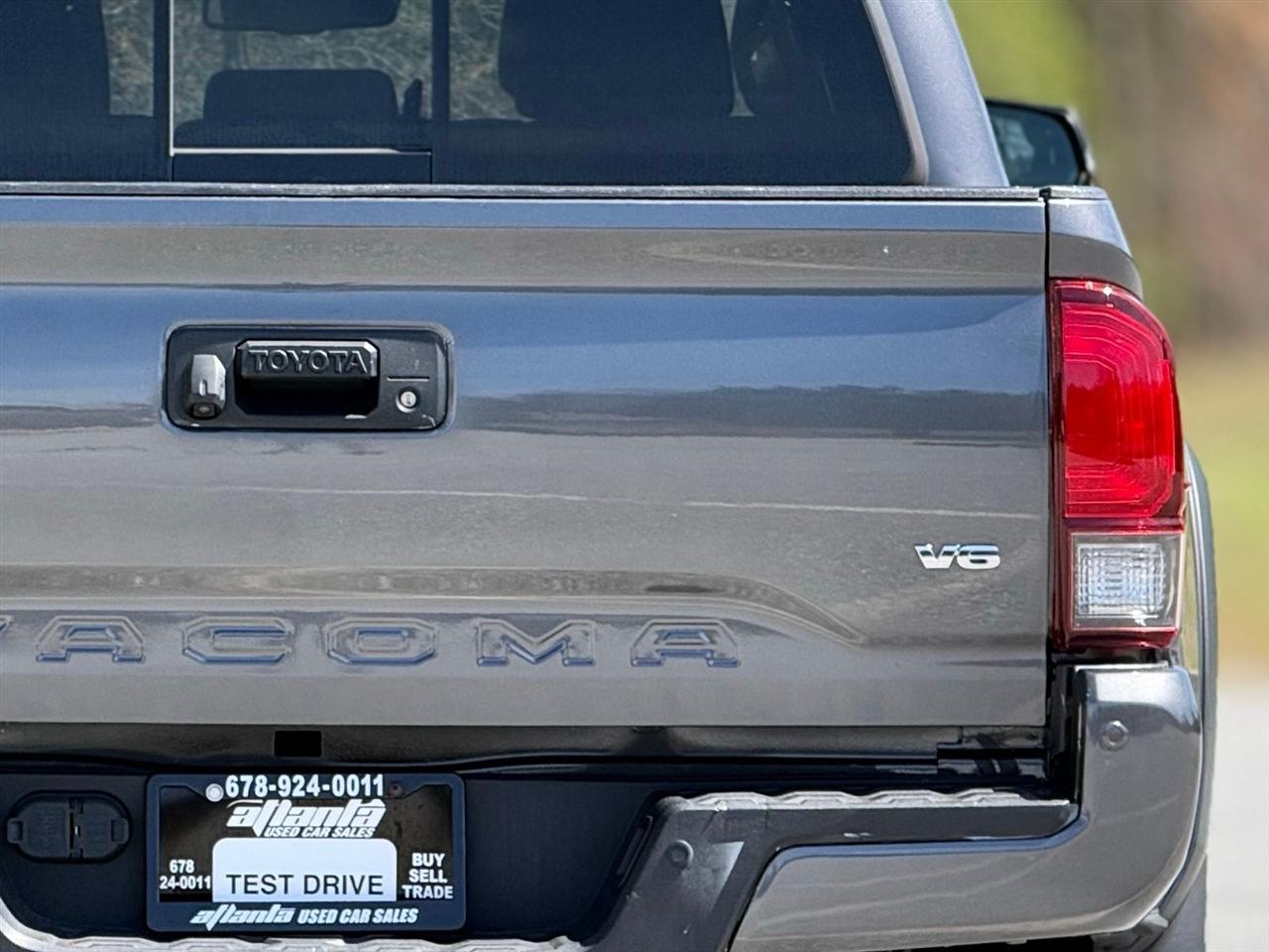 Toyota Tacoma 4WD  2019