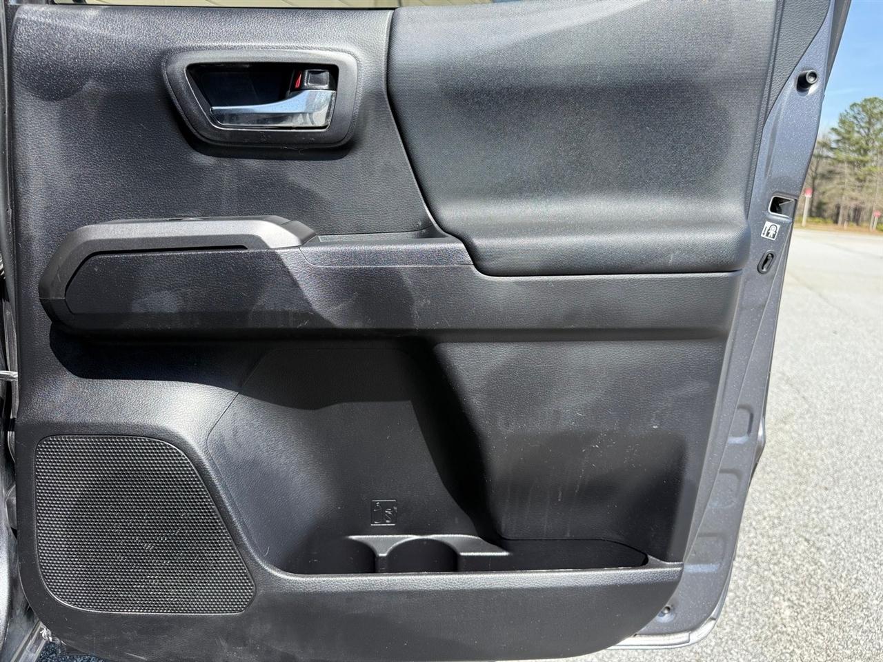 Toyota Tacoma 4WD  2019