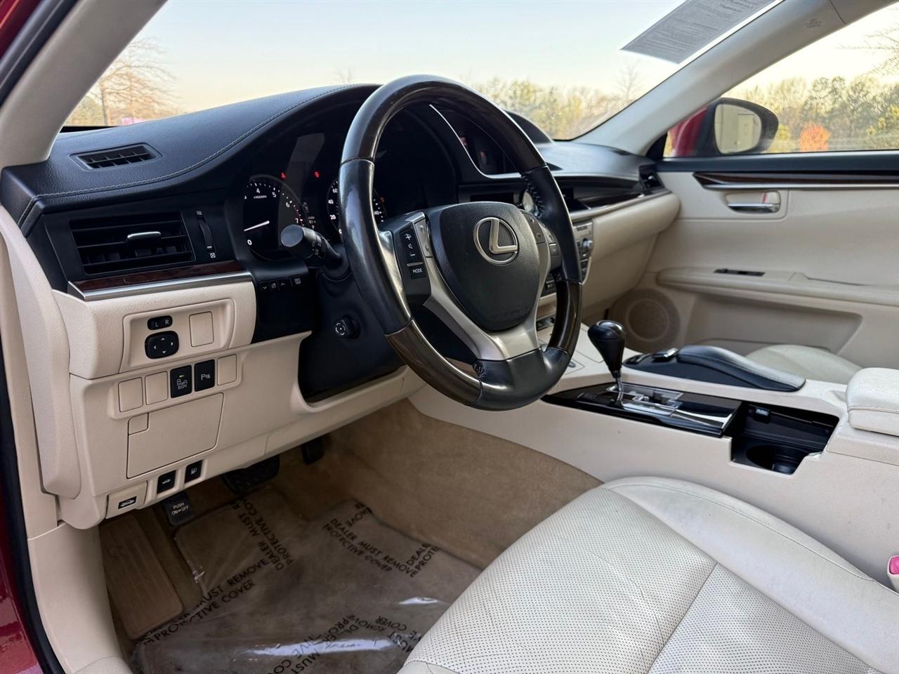 Lexus ES 350  2013