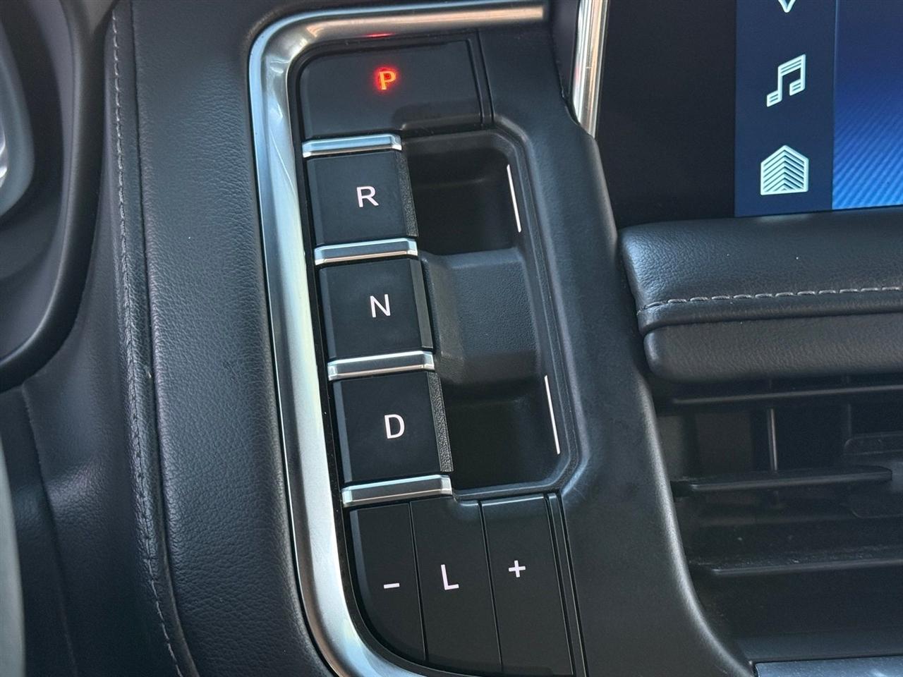 Chevrolet Tahoe  2022