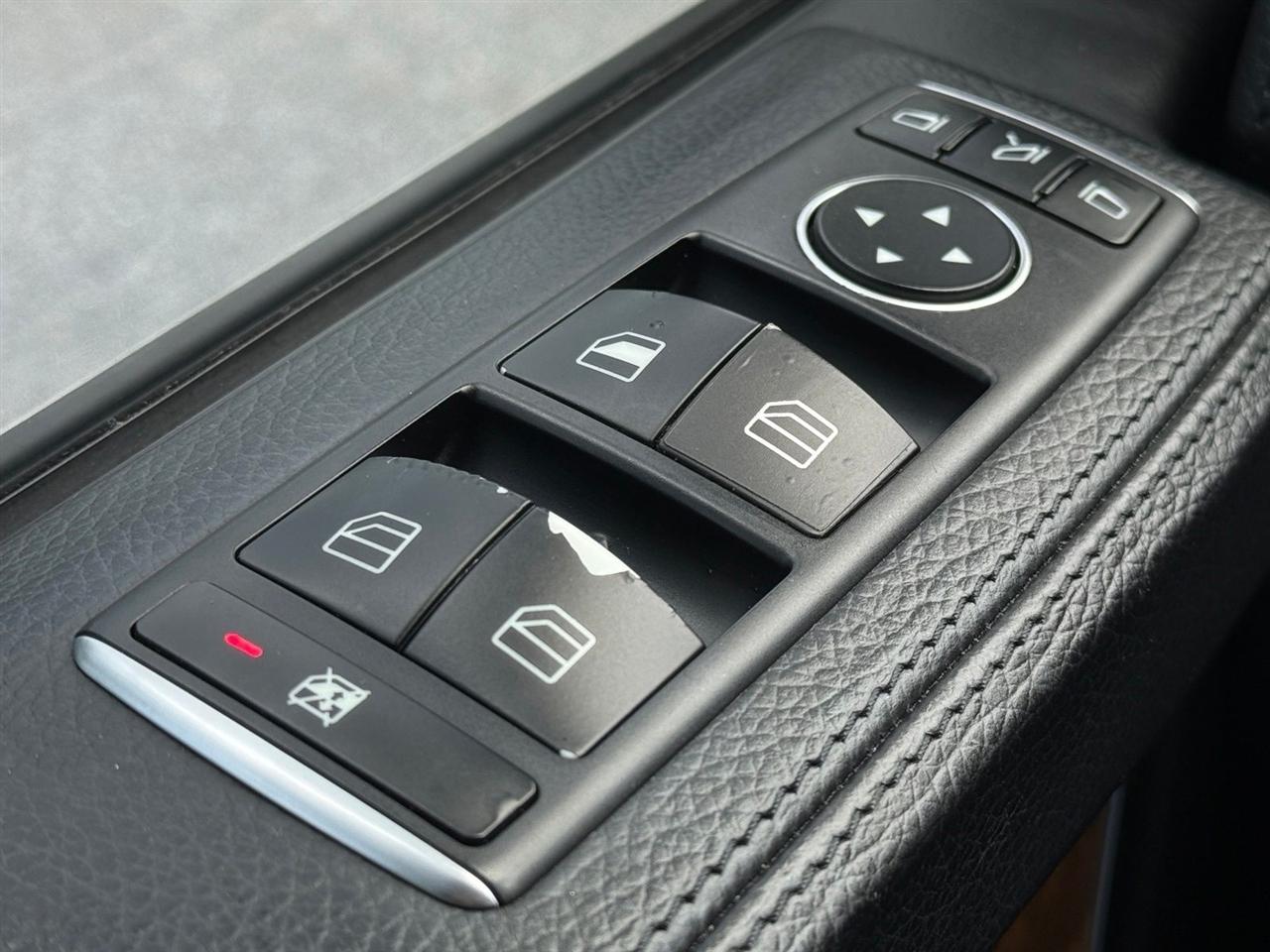 Mercedes-Benz G-Class  2015