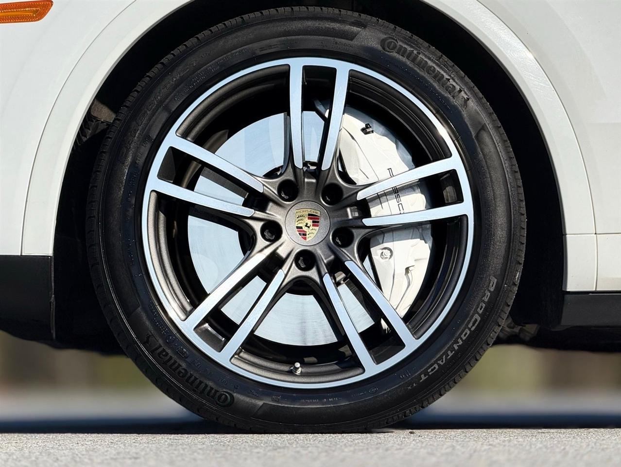 Porsche Cayenne  2019