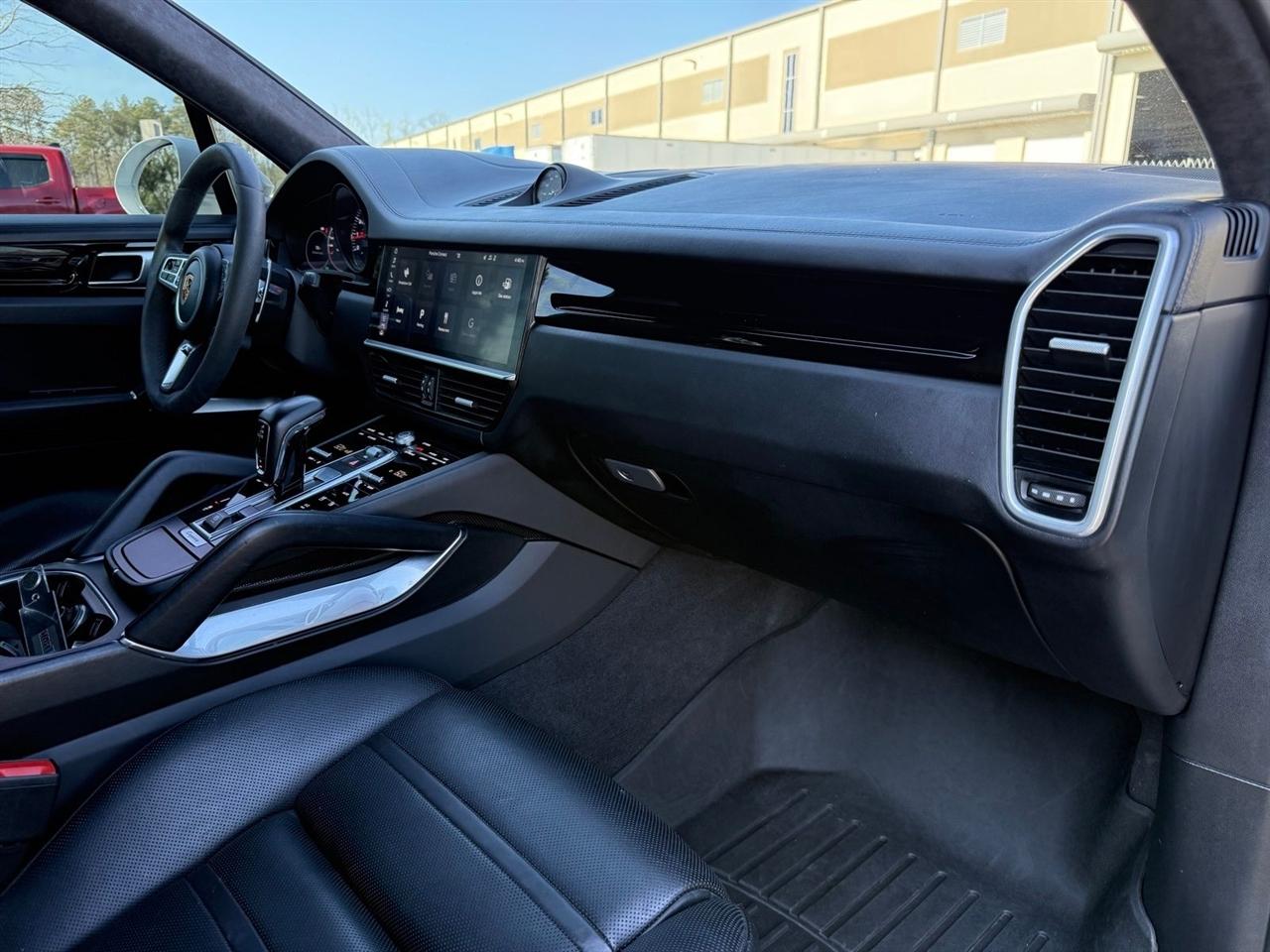 Porsche Cayenne  2019