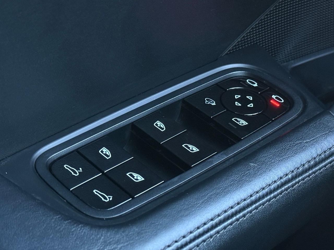 Porsche Cayenne  2019