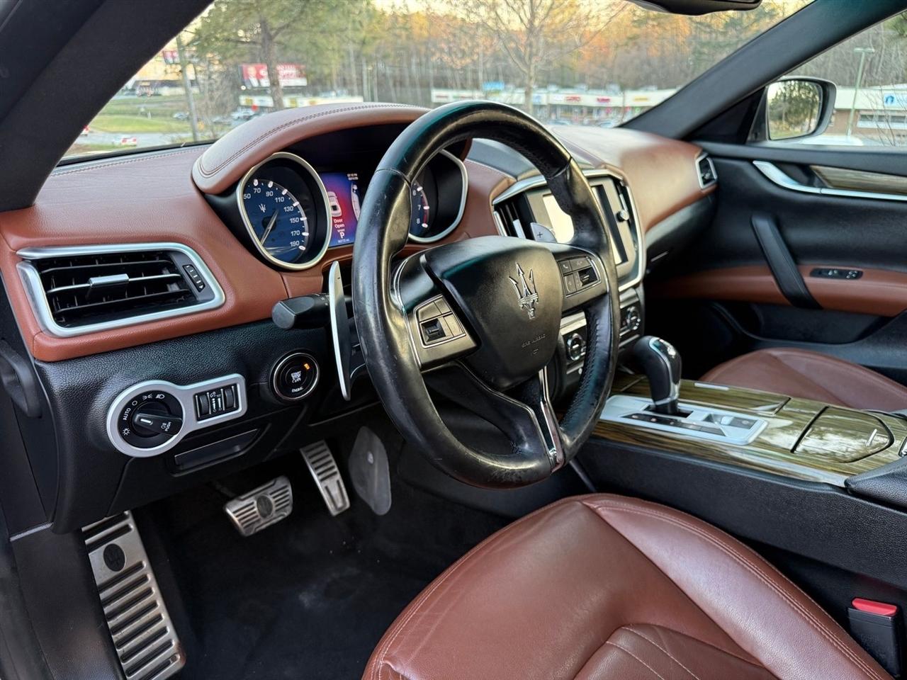 Maserati Ghibli  2014