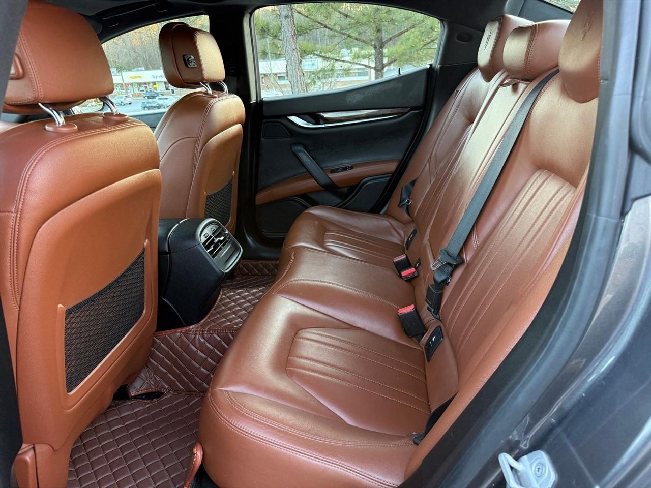 Maserati Ghibli  2014