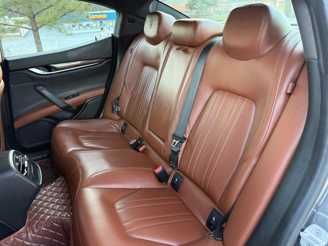 Maserati Ghibli  2014